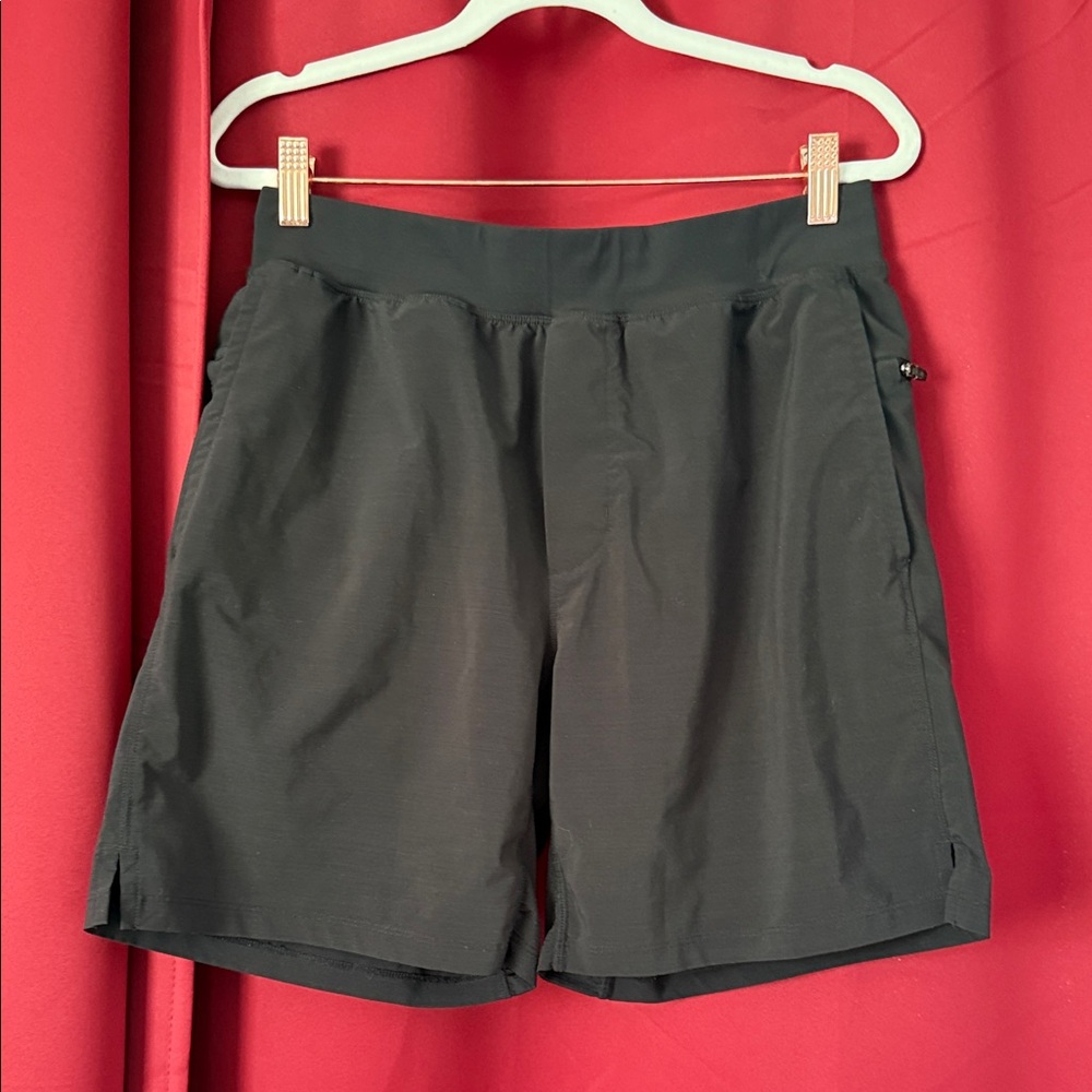 Fabletics Men's Charcoal Athletic Shorts